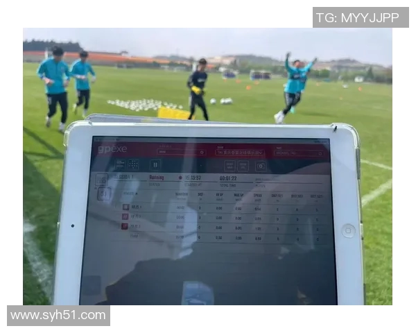 杭州足球队耐力表现数据分析揭示运动员体能训练的重要性与提升策略 杭州足球队耐力表现数据分析揭示运动员体能训练的重要性与提升策略