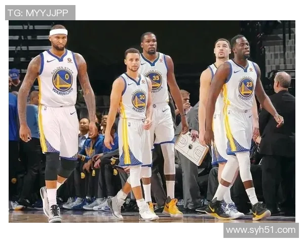 2001年湖人对阵勇士的经典对决回顾与精彩瞬间分析